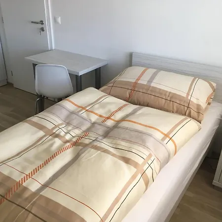 Za Zameckym Parkem * Mnichovo Hradiste